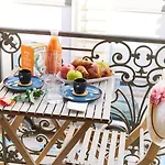Le Flourens By 1609 Residences شقة بزييه
