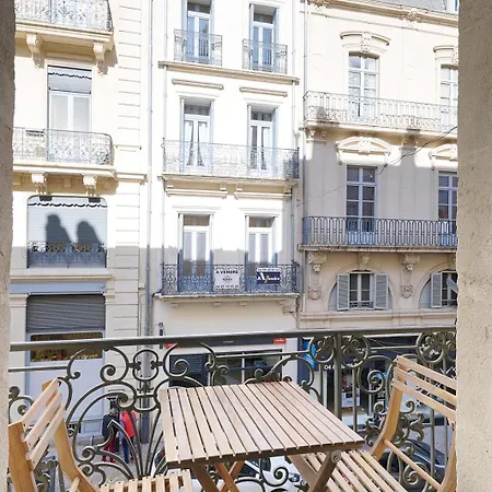 Le Flourens By 1609 Residences Apartmán *