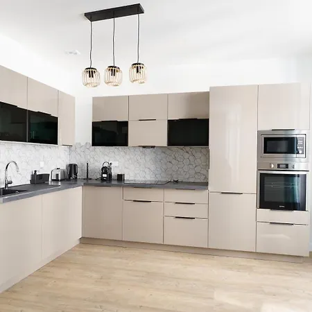 Le Flourens By 1609 Residences Μπεζιέ