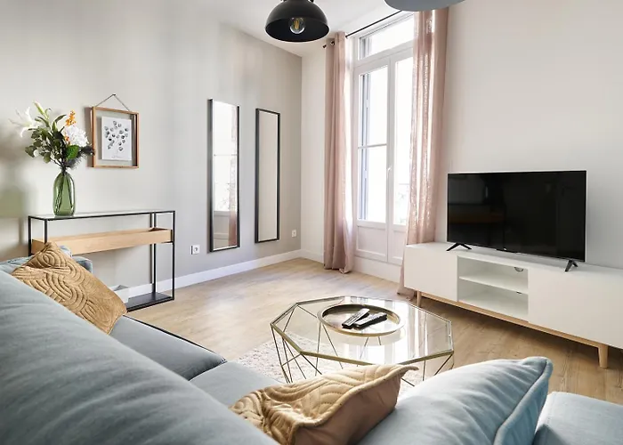 아파트 Le Flourens By 1609 Residences *