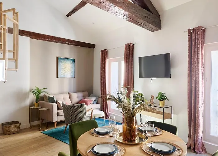 Apartment Le Flourens By 1609 Residences