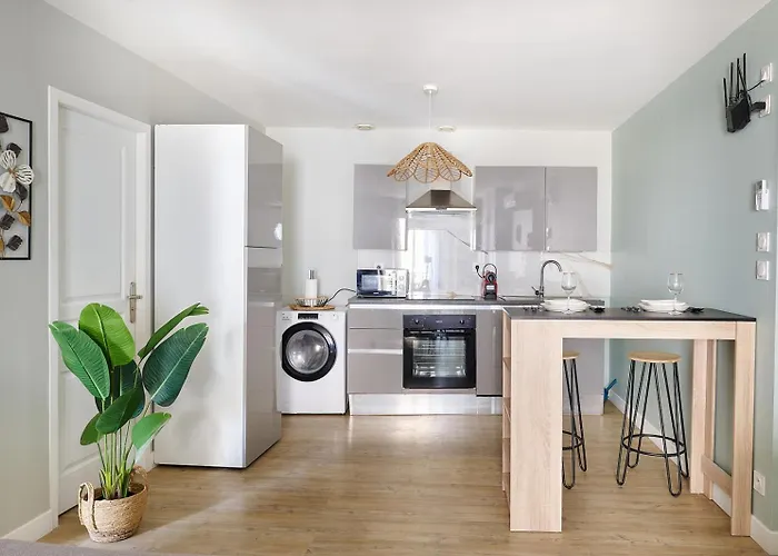 Le Flourens By 1609 Residences Apartment
